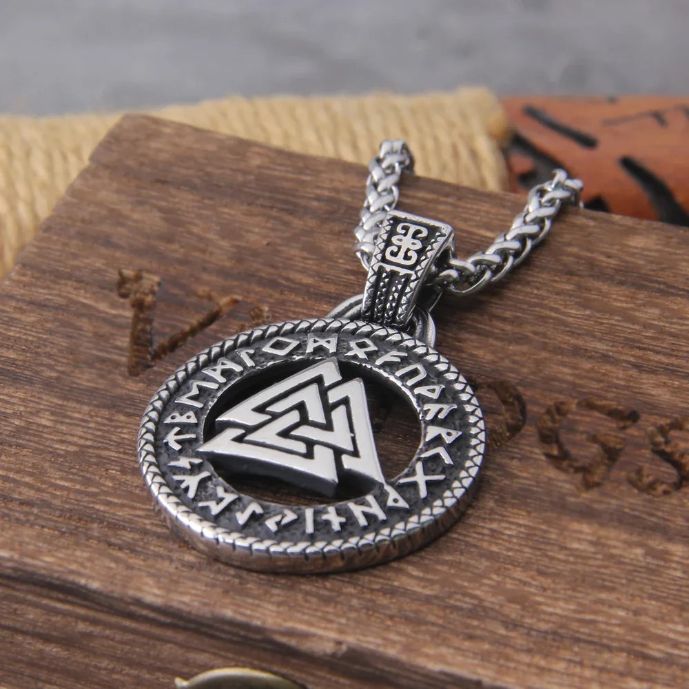 Never Fade The Valknut Viking Runes Necklace Pendant Scandinavian Norse Vikings Charms with wooden box as men gift