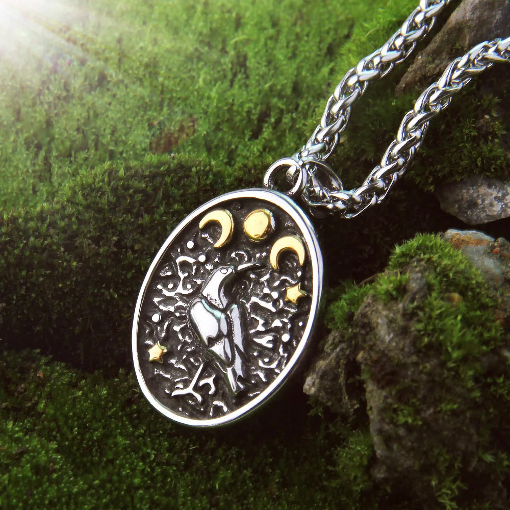 Never Fade Wicca Triple Moon Goddess Viking Jewelry Odin Raven Amulet Pentagram Wiccan Pagan Moon Necklace Men Women Jewelry