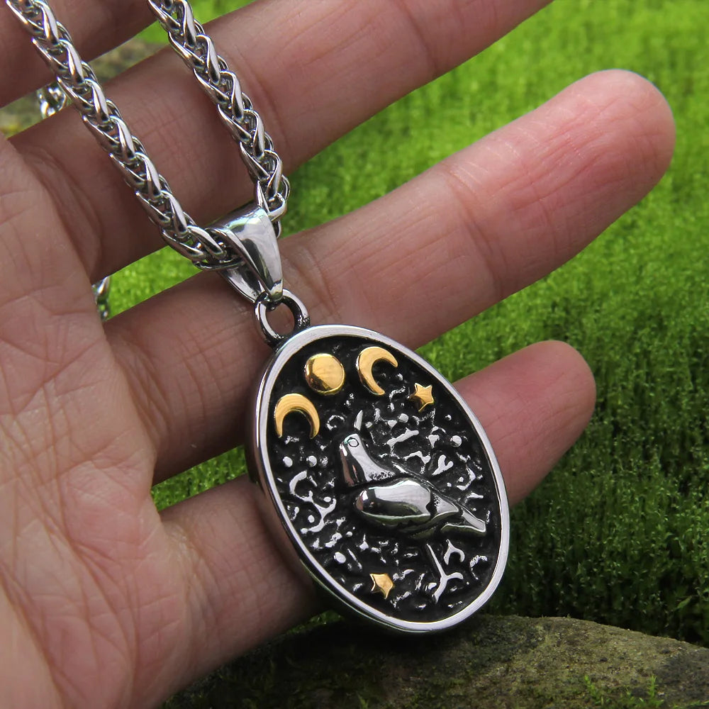Never Fade Wicca Triple Moon Goddess Viking Jewelry Odin Raven Amulet Pentagram Wiccan Pagan Moon Necklace Men Women Jewelry