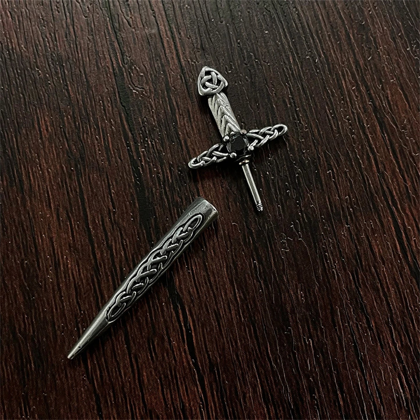 BONISKISS Men's and Women's Sword Earrings Gothic Dagger Earrings Stainless Steel Viking Zircon Tip Piercing Ring Jewelry Gift