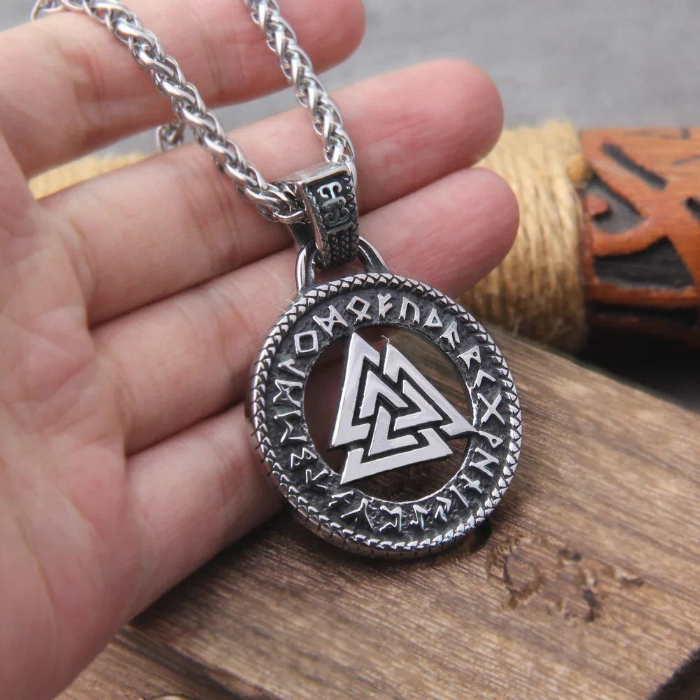 Never Fade The Valknut Viking Runes Necklace Pendant Scandinavian Norse Vikings Charms with wooden box as men gift