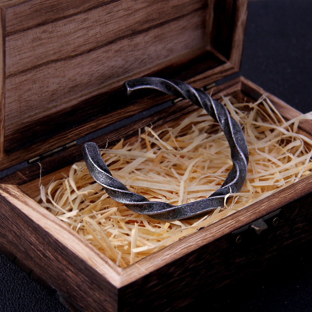 Viking Bracelet - Jarl