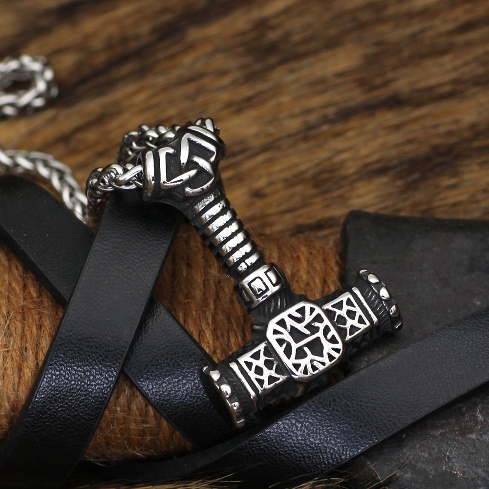 Thors Hammer Necklace - Walknut Symbol