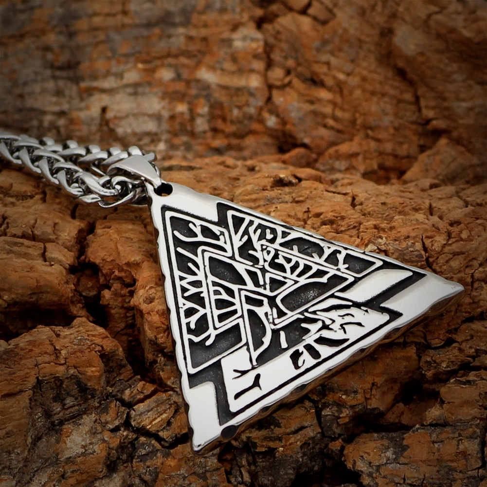 Viking Necklace - Valknut Medallion