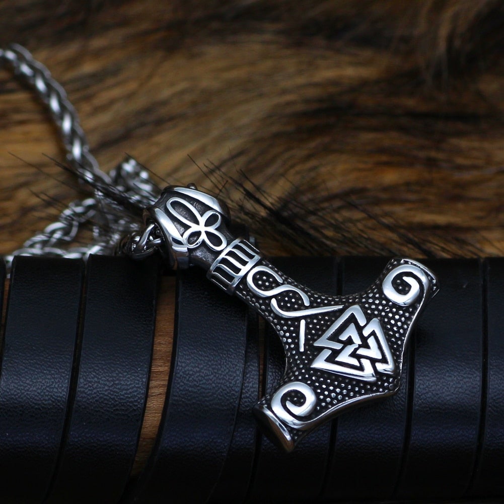 Thors Hammer Necklace - Valknut