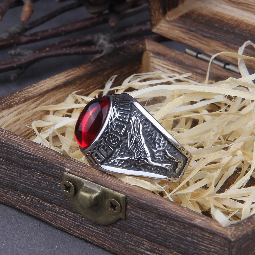 2020 Hot Selling Stainless Steel Red Stone Ring Viking raven and wolf ring never fade rune ring as men gift