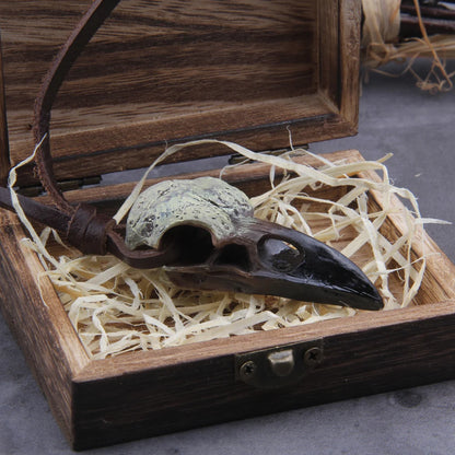 3D Goth Raven Skull Necklace Resin Replica Raven Magpie Crow Poe Gothic Gift,Halloween Raven Skull Necklace with wooden box