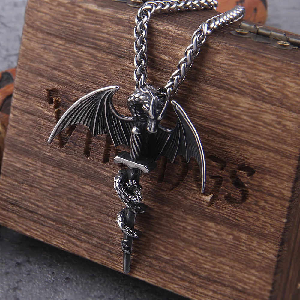Retro Viking Pterodactyl Holy Sword Shape Pendant Necklace Men's Necklace Metal Sliding Dragon Necklace Accessorie Party Jewelry