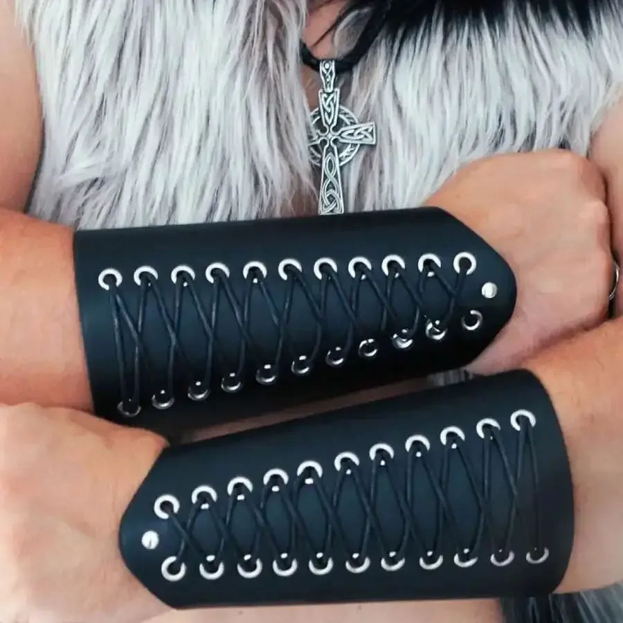 2pcs Black Lace-Up Viking Wristbands PU Leather Medieval Bracer Arm Guards For Renaissance Faire Halloween Cosplay Costume