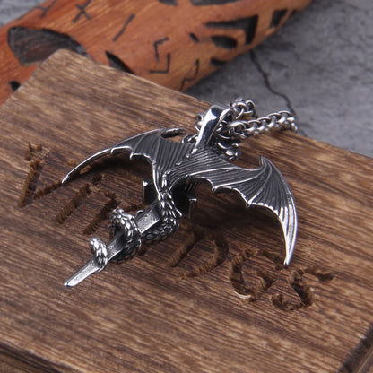 Retro Viking Pterodactyl Holy Sword Shape Pendant Necklace Men's Necklace Metal Sliding Dragon Necklace Accessorie Party Jewelry