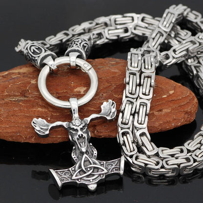 King Chain Featuring Runes With Sleipnir Pendant