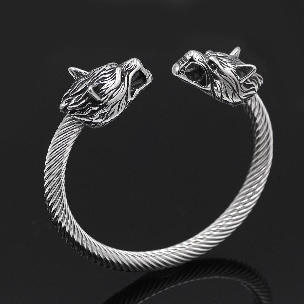 Viking Armring With Wolf Heads Design
