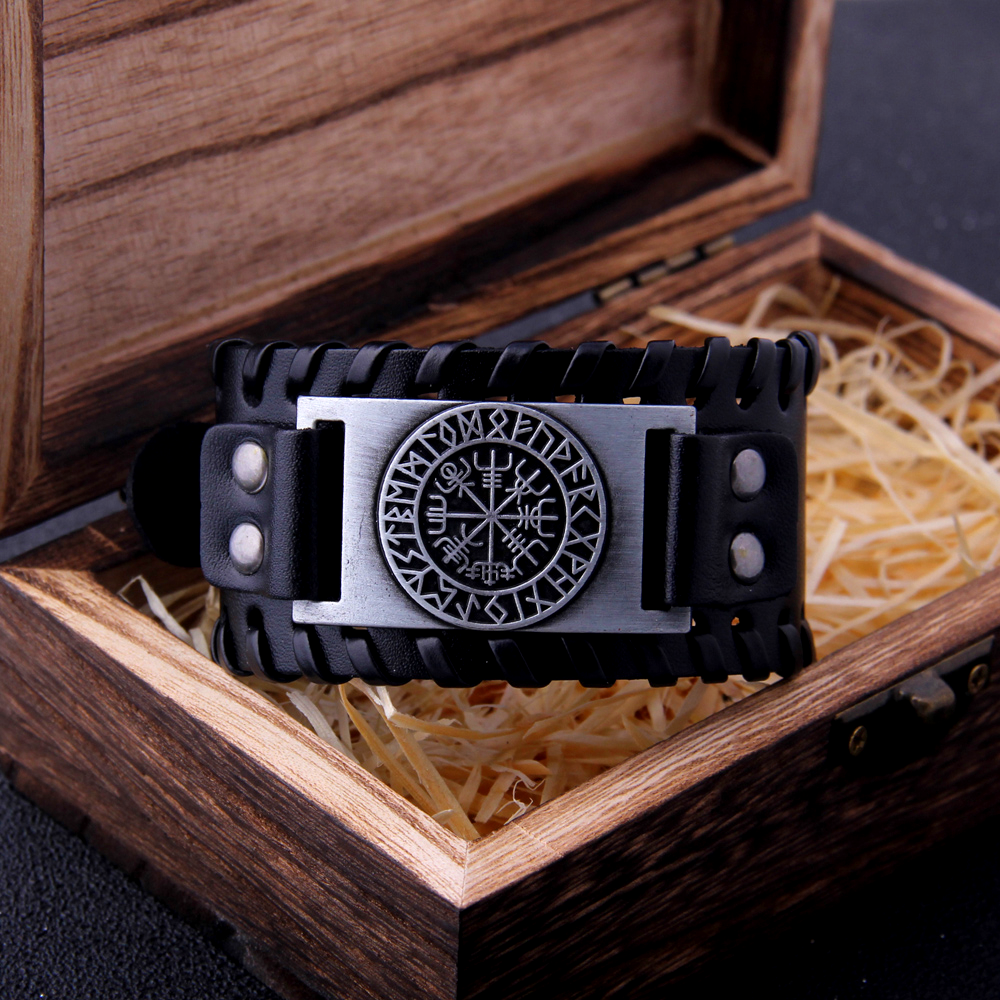 Viking Bracelet - Vegvisir Symbol