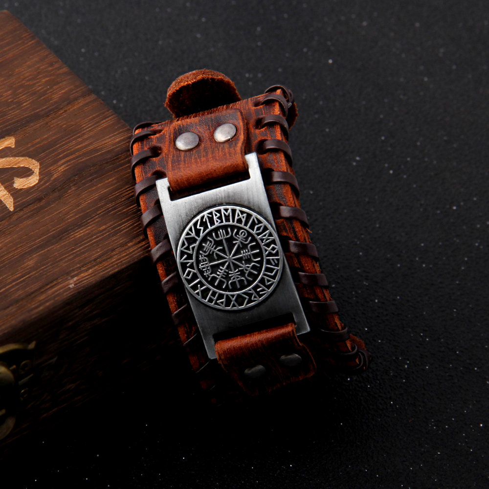 Viking Bracelet - Vegvisir Symbol