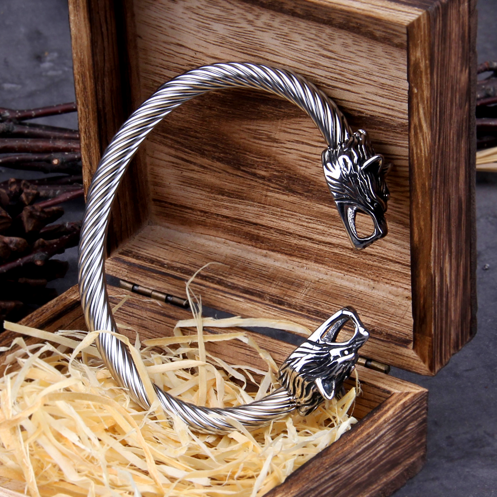 Viking Bracelet - Nordic Wolf