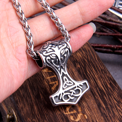 Thors Hammer Necklace - Triskel