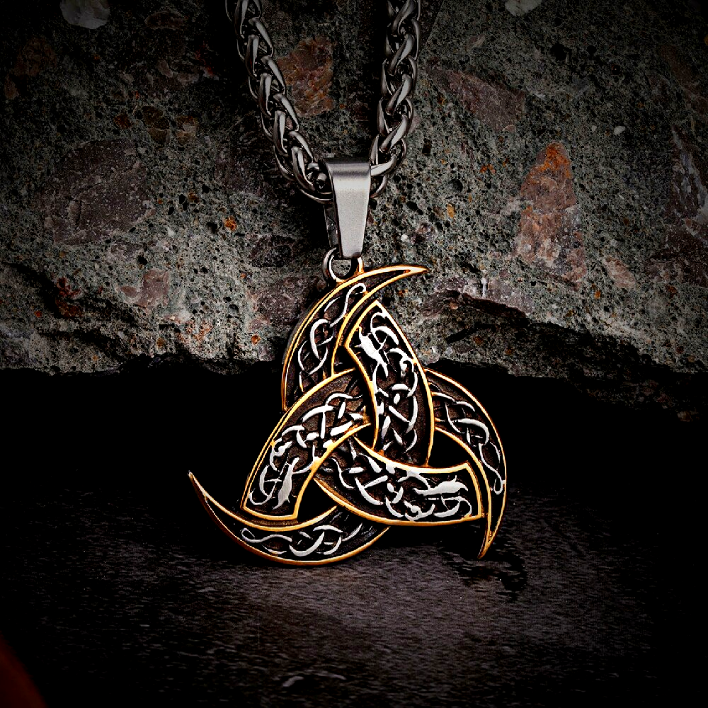 Viking Necklace - Gold-trimmed Odin Horns
