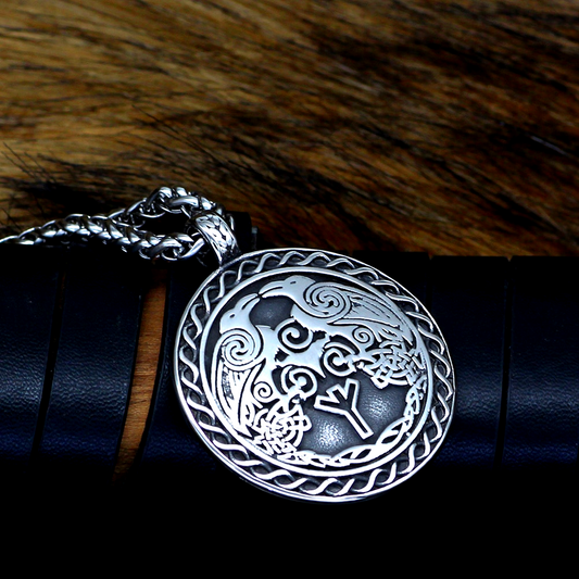 Viking Necklace - Odin's Ravens