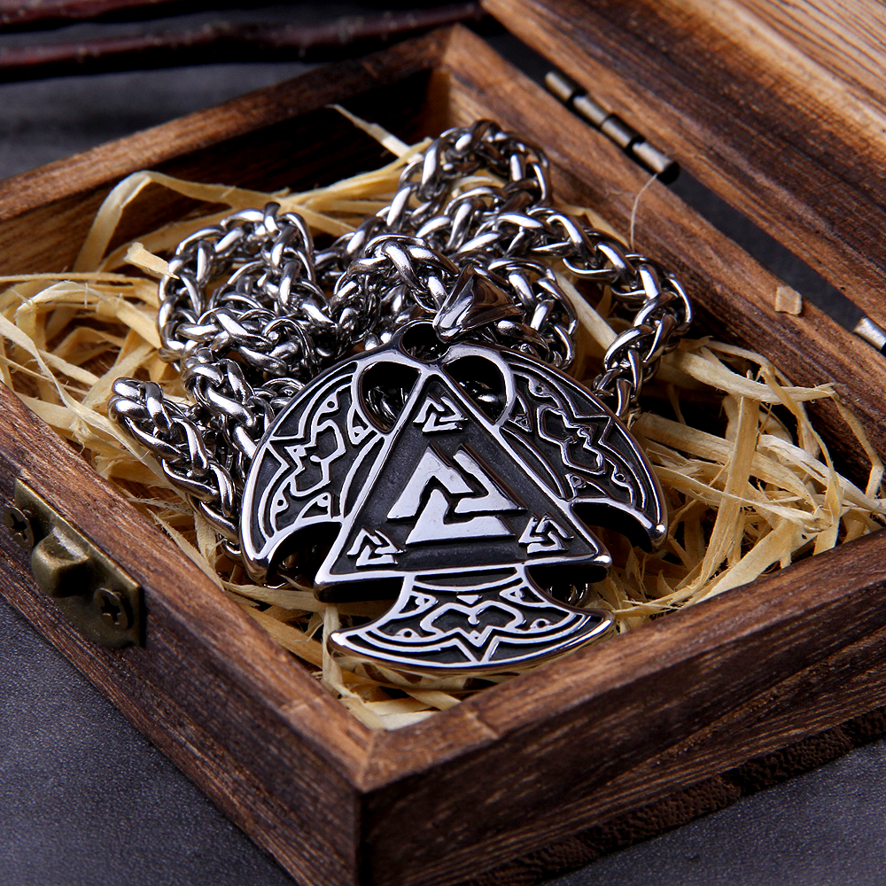 Viking Necklace - Wotan's Knot