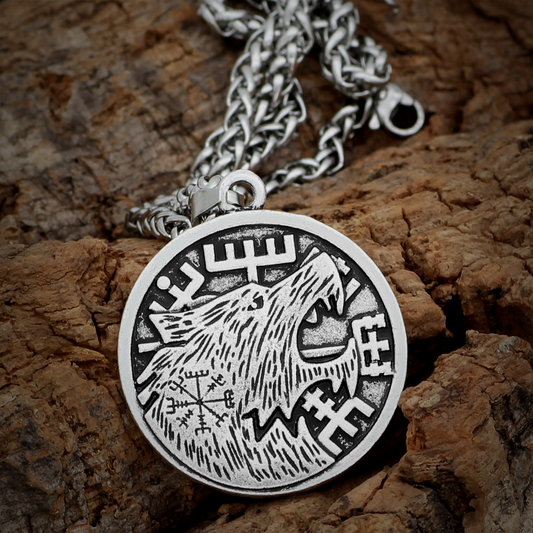 Viking Necklace - Vegvisir Wolf