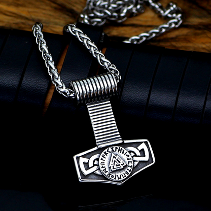 Thors Hammer Necklace - Valknut Runes