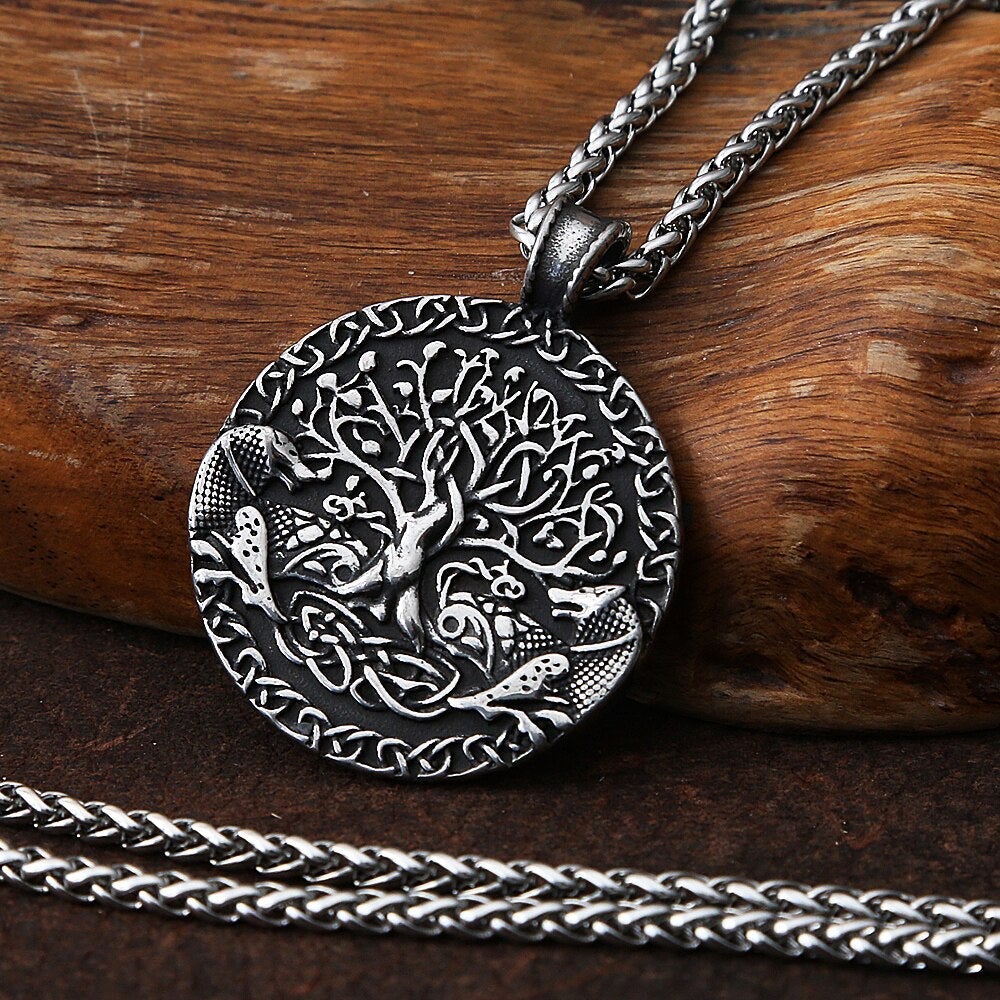 Viking Necklace - Nordic world tree