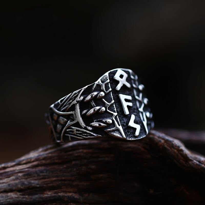 Viking Ring - Nordic Runes
