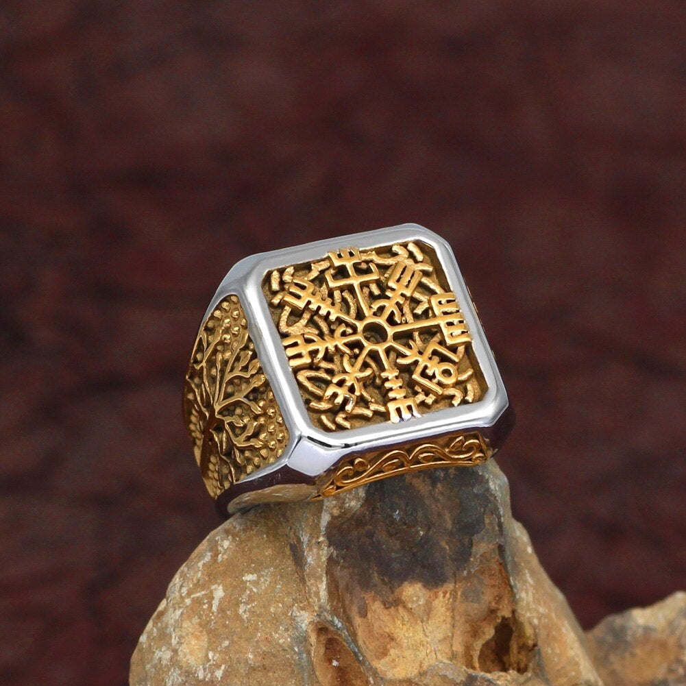Viking Ring - Golden Vegvisir