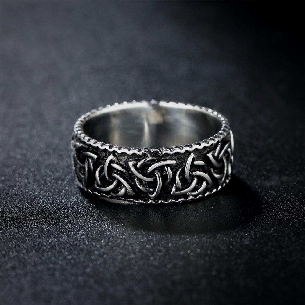 Viking Ring - Triquetra Pattern