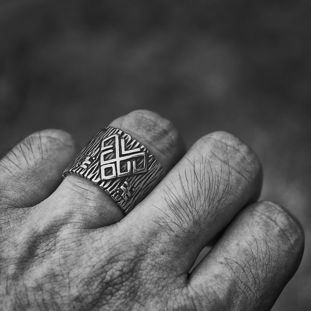 Viking Ring - Runes Totem